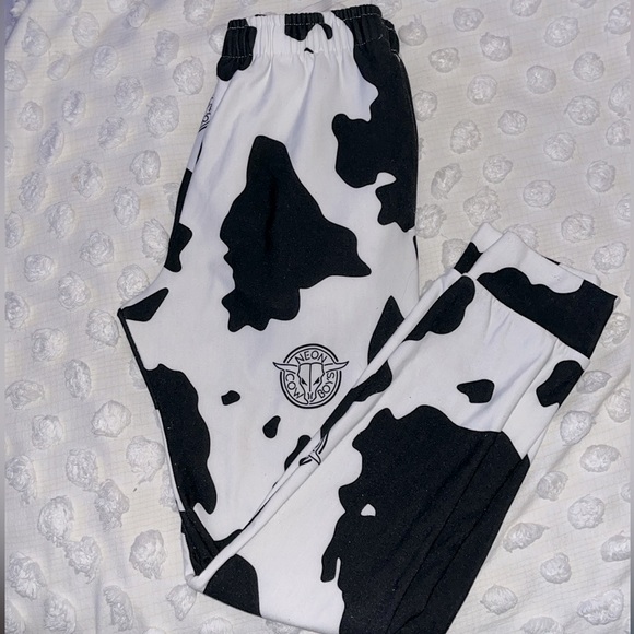 NEON COWBOY | Cow Jogger - Picture 3 of 5